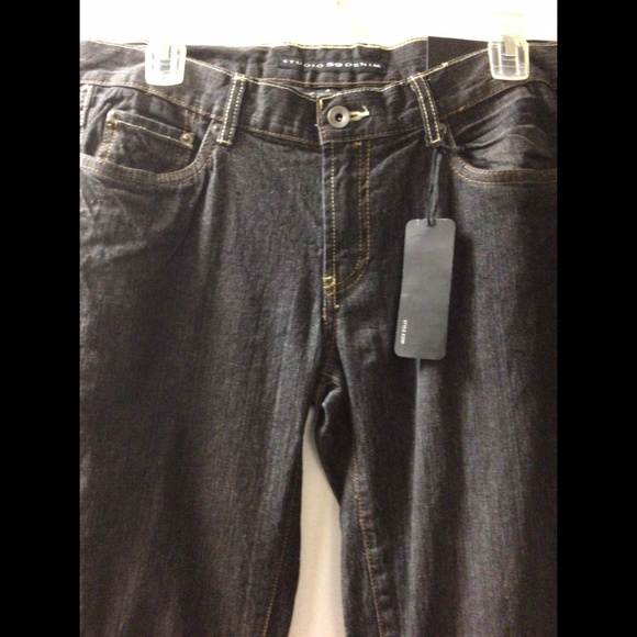🌟 Studio59 Mid-rise Curvy Jeans - Picture 4 of 5